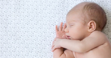 O Primeiro Banho do Recém-Nascido: Guia Completo para um Momento Seguro e Especial